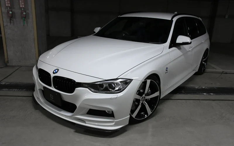 BMW 320 2011